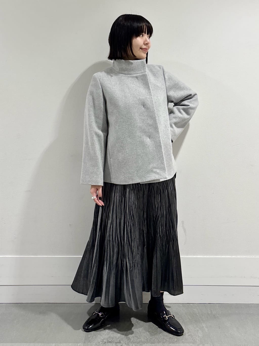 モエカさんの「UNTITLED｜【着回しが効く／オンオフアウター】ウールショートコート」を使ったコーディネート