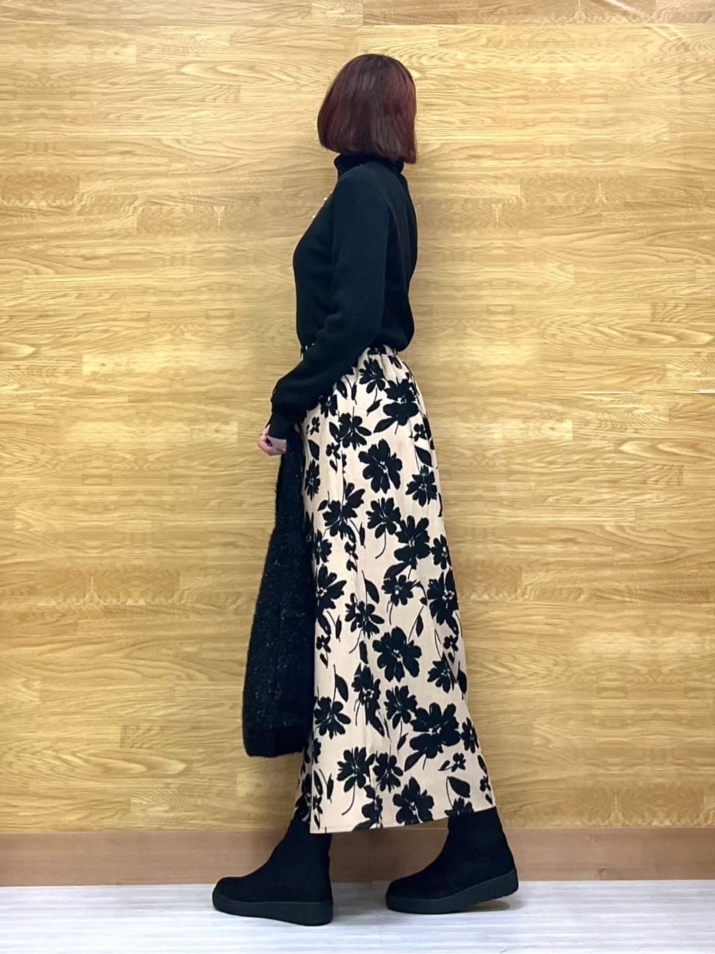 もすさんの「SHOO･LA･RUE｜【絶妙なゆるピタ/洗濯機可】ちくちくしにくい リブタートルネック やわらかニット【CIRCRIC】」を使ったコーディネート