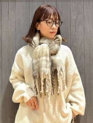 meiさんの「SHOO･LA･RUE｜【S-LL】1枚で決まる 裾フリンジニット」を使ったコーディネート