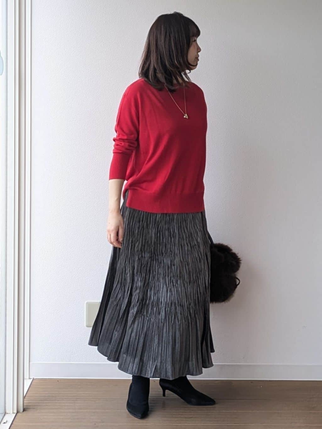 なみきさんの「UNTITLED｜【8色展開/体型カバー】魅せるタイムレスニット」を使ったコーディネート