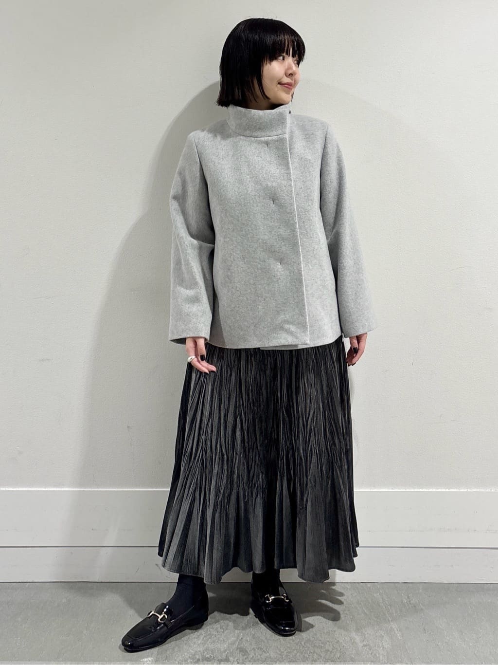 モエカさんの「UNTITLED｜【着回しが効く／オンオフアウター】ウールショートコート」を使ったコーディネート
