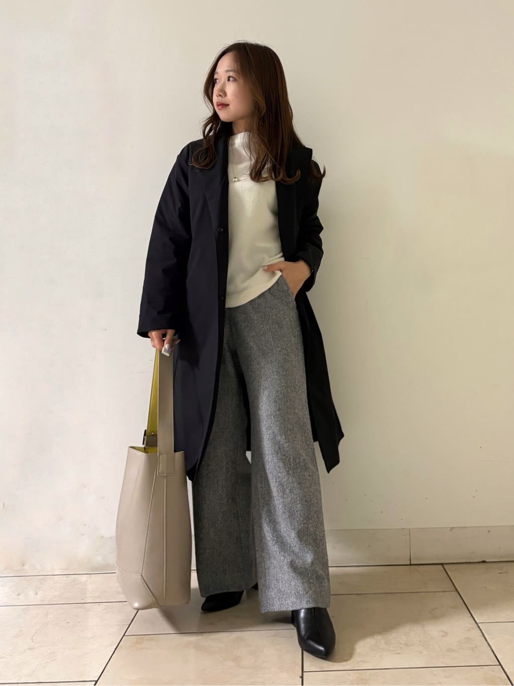 kahoさんの「INDIVI｜【超軽量／蓄熱】ライトパフチェスターコート」を使ったコーディネート