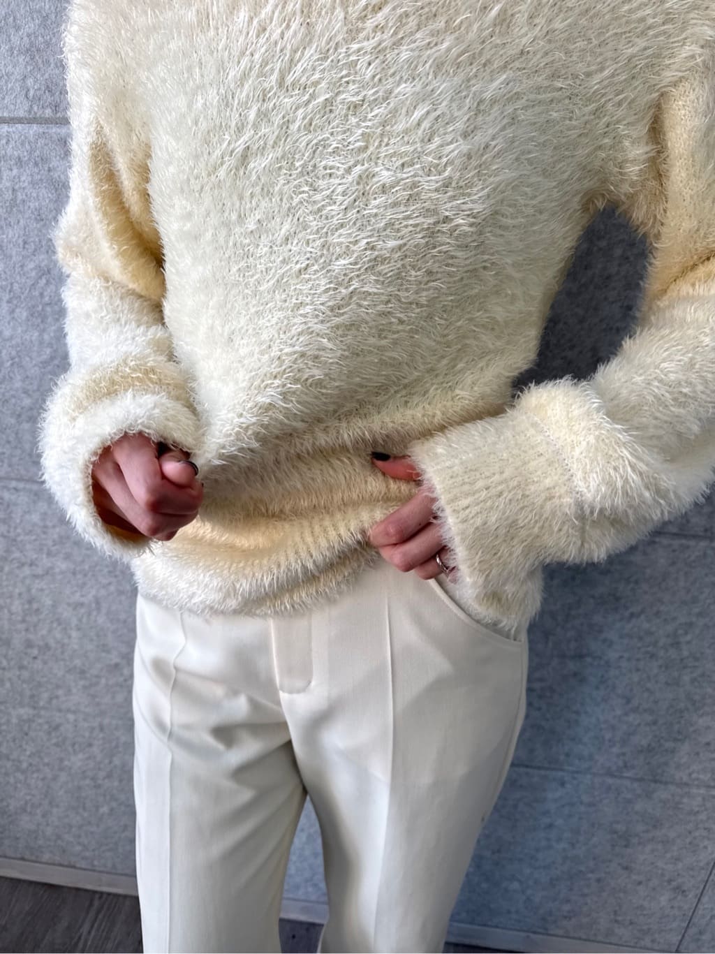 uchi__yamaさんの「CODE A｜feather pullover」を使ったコーディネート