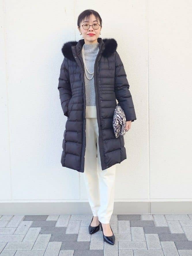 MUTSUKOさんの「UNTITLED｜【はっ水機能/フード取り外し可/防寒】ロングダウンコート」を使ったコーディネート