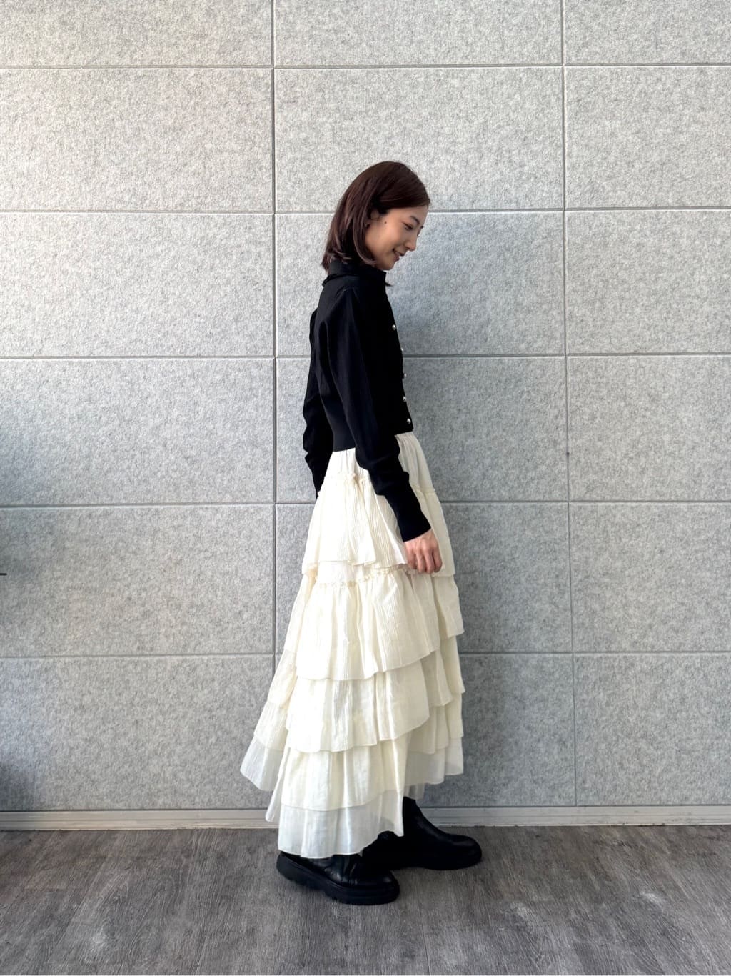 uchi__yamaさんの「CODE A｜sleek collar knit」を使ったコーディネート