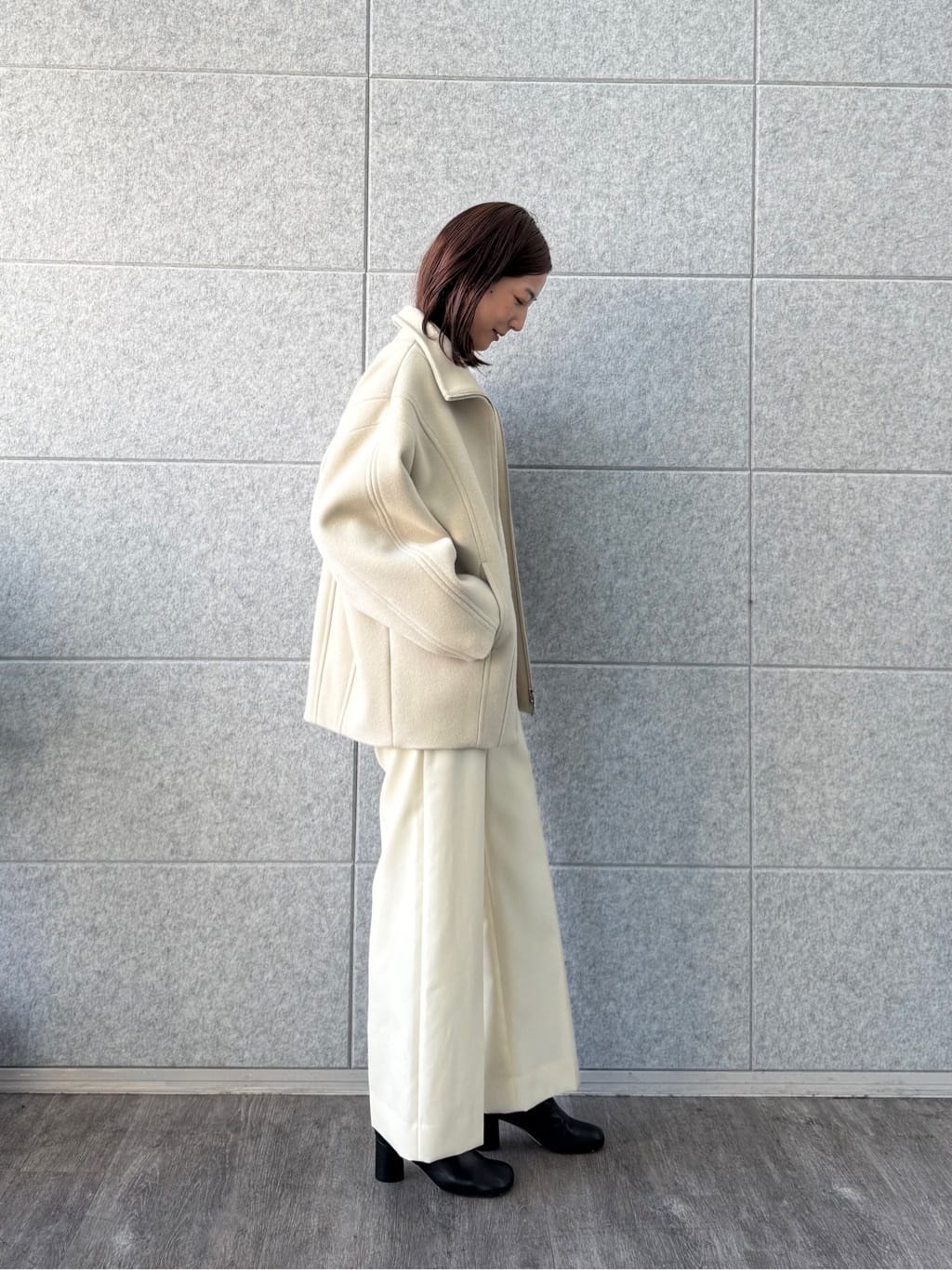 uchi__yamaさんの「CODE A｜wool volume short coat」を使ったコーディネート