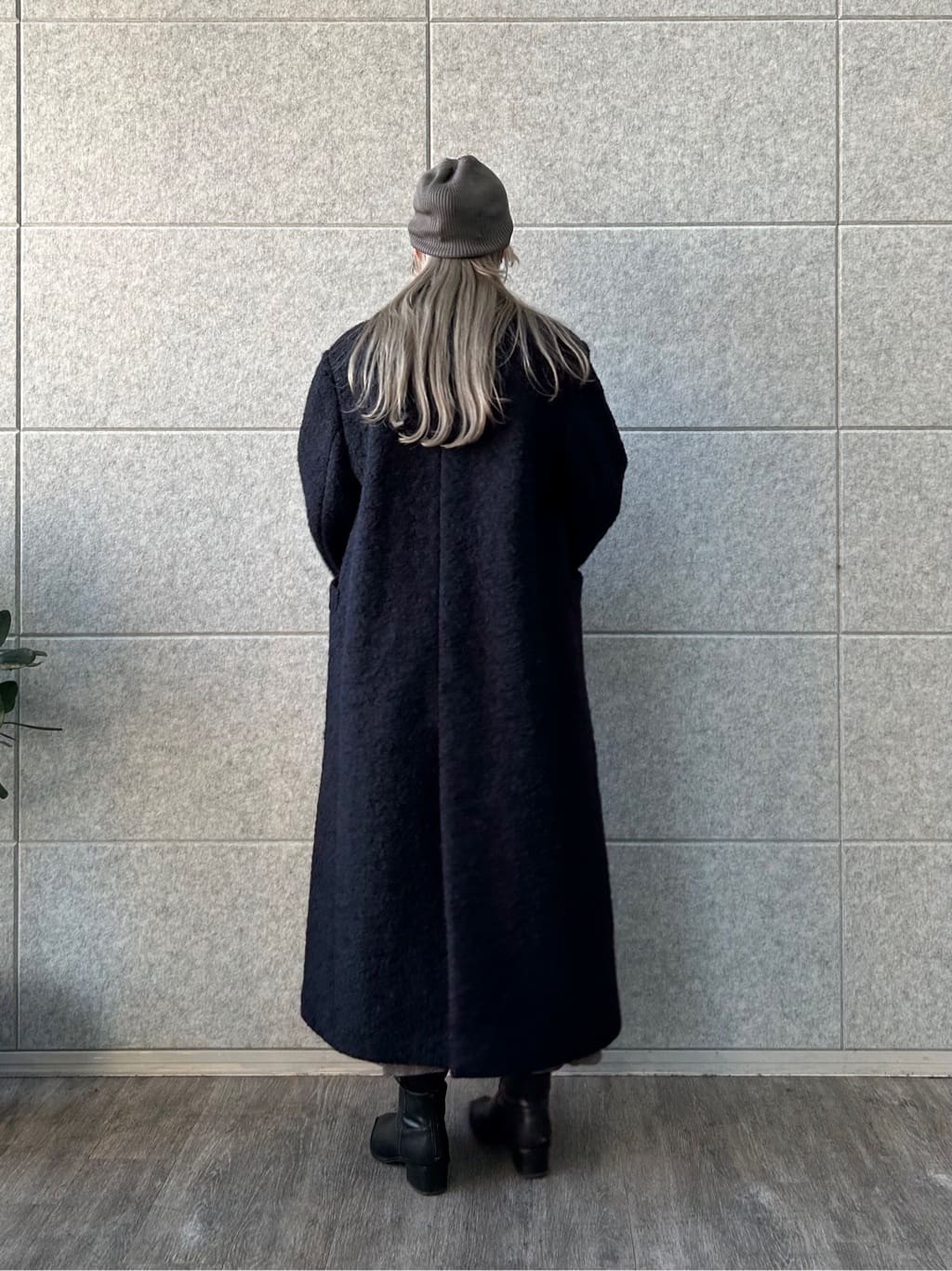 honoka Aさんの「CODE A｜M long coat」を使ったコーディネート