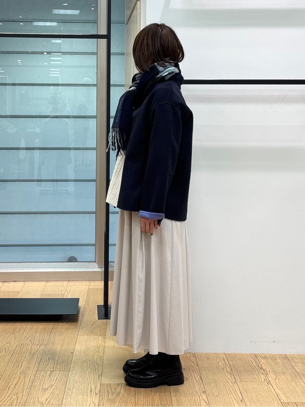 asamiさんの「INDIVI｜【洗える】ケーブルデザイン ラウンドヘムニット」を使ったコーディネート