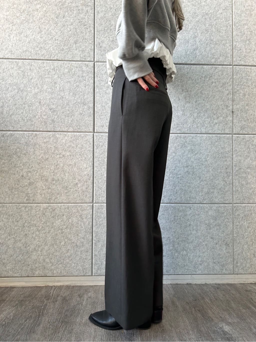 honoka Aさんの「CODE A｜short zip sweat」を使ったコーディネート
