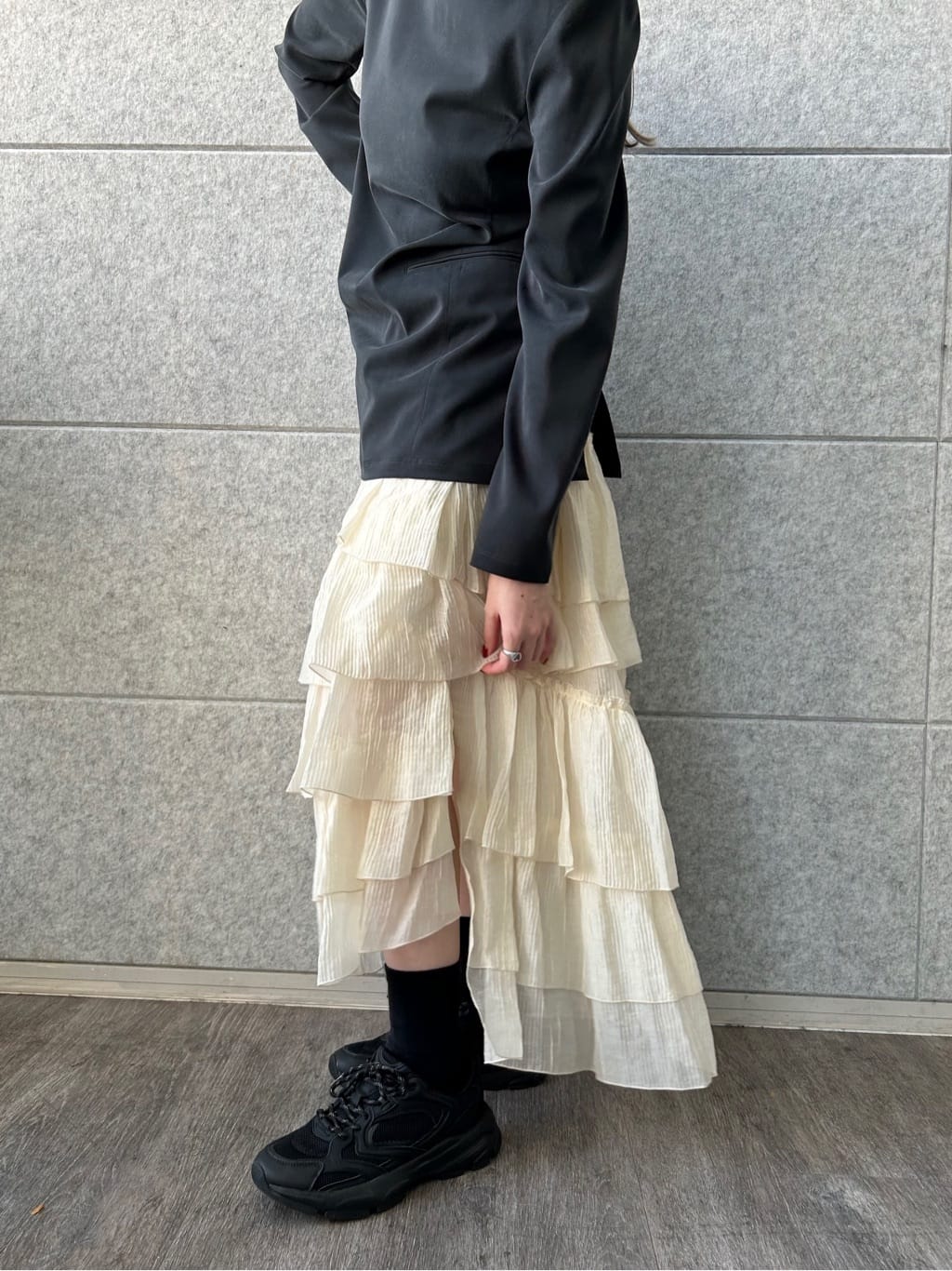 honoka Aさんの「CODE A｜power shollder mini dress」を使ったコーディネート