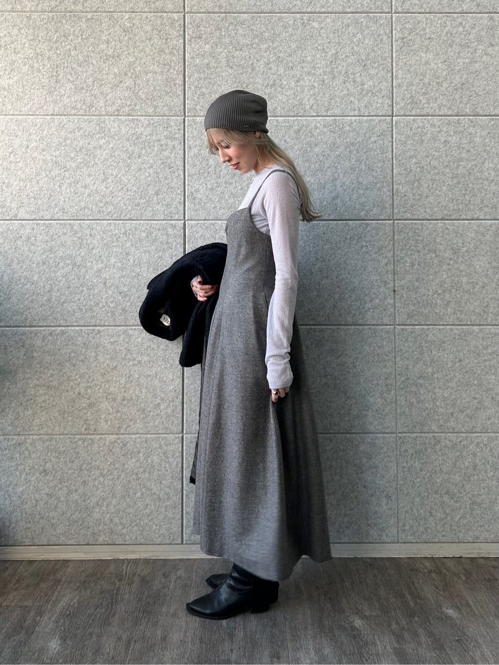 honoka Aさんの「CODE A｜tweed zip cami dress」を使ったコーディネート