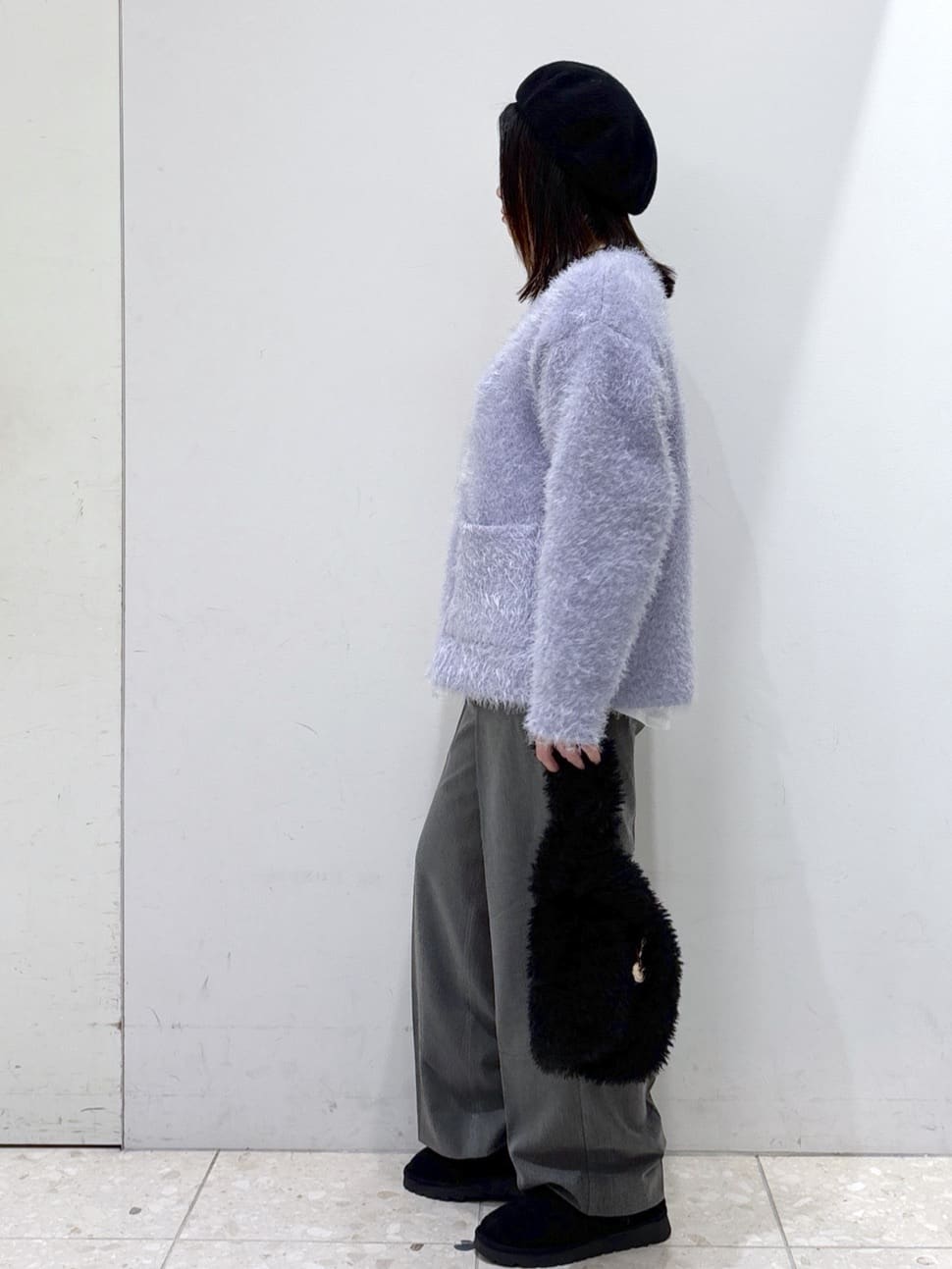 mameさんの「OPAQUE.CLIP｜カシミヤブレンドウールミドルピーコート」を使ったコーディネート