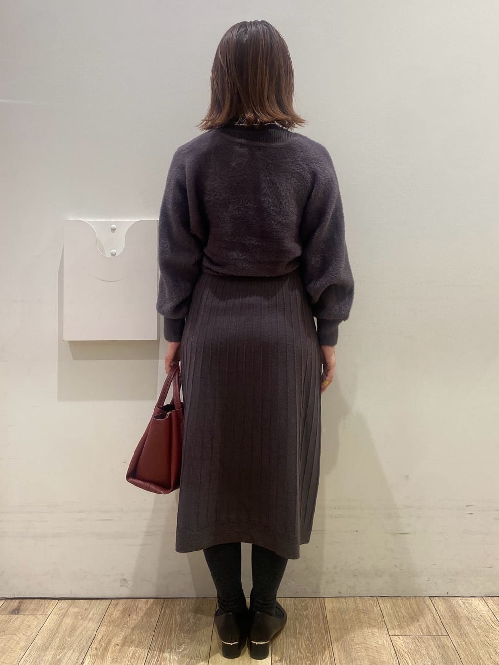 YUKOさんの「index｜ラメフェザープルオーバーセット ニットワンピース【洗濯機OK】《XS～LL》」を使ったコーディネート