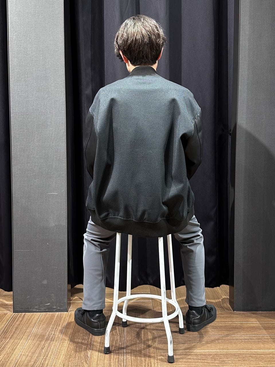 tomoyaさんの「THE SHOP TK｜【1ランク上の大人カジュアルに】異素材コンビ リブブルゾン」を使ったコーディネート