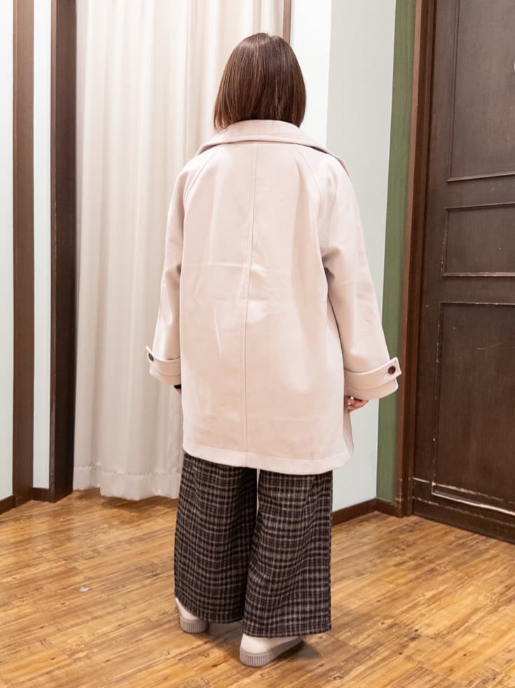 みかりん さんの「SHOO･LA･RUE｜【あったか/S-LL】脚のラインをきれいに魅せる チェック柄ワイドパンツ」を使ったコーディネート