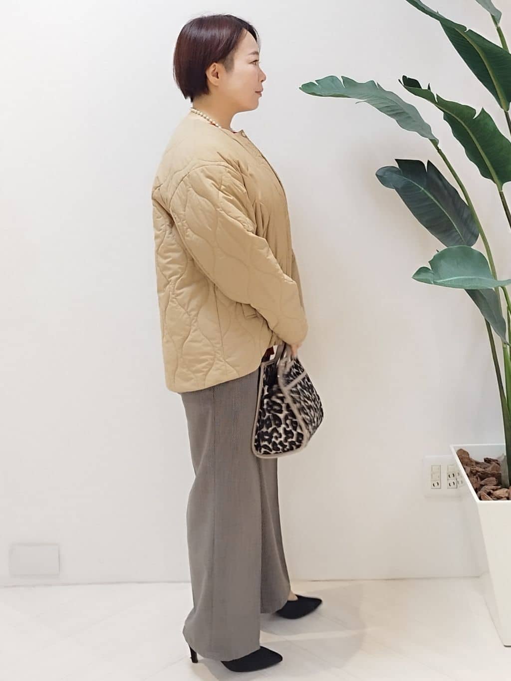 s u g iさんの「UNTITLED｜【8色展開/体型カバー】魅せるタイムレスニット」を使ったコーディネート