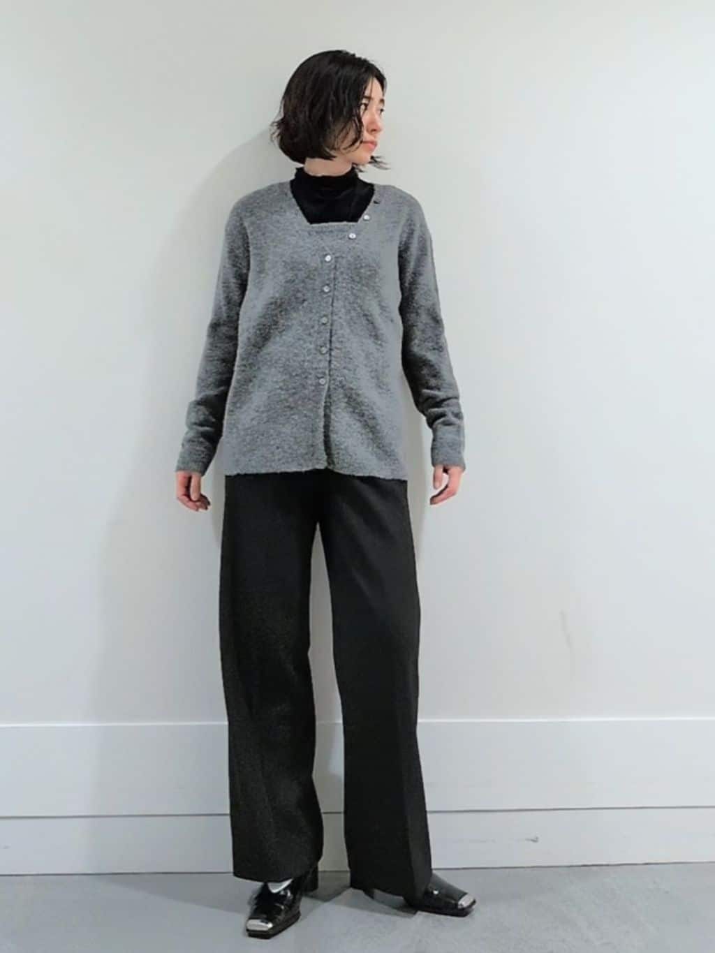ミズタさんの「UNTITLED｜【ミディ丈/軽やか】セミラグランリバー コート」を使ったコーディネート