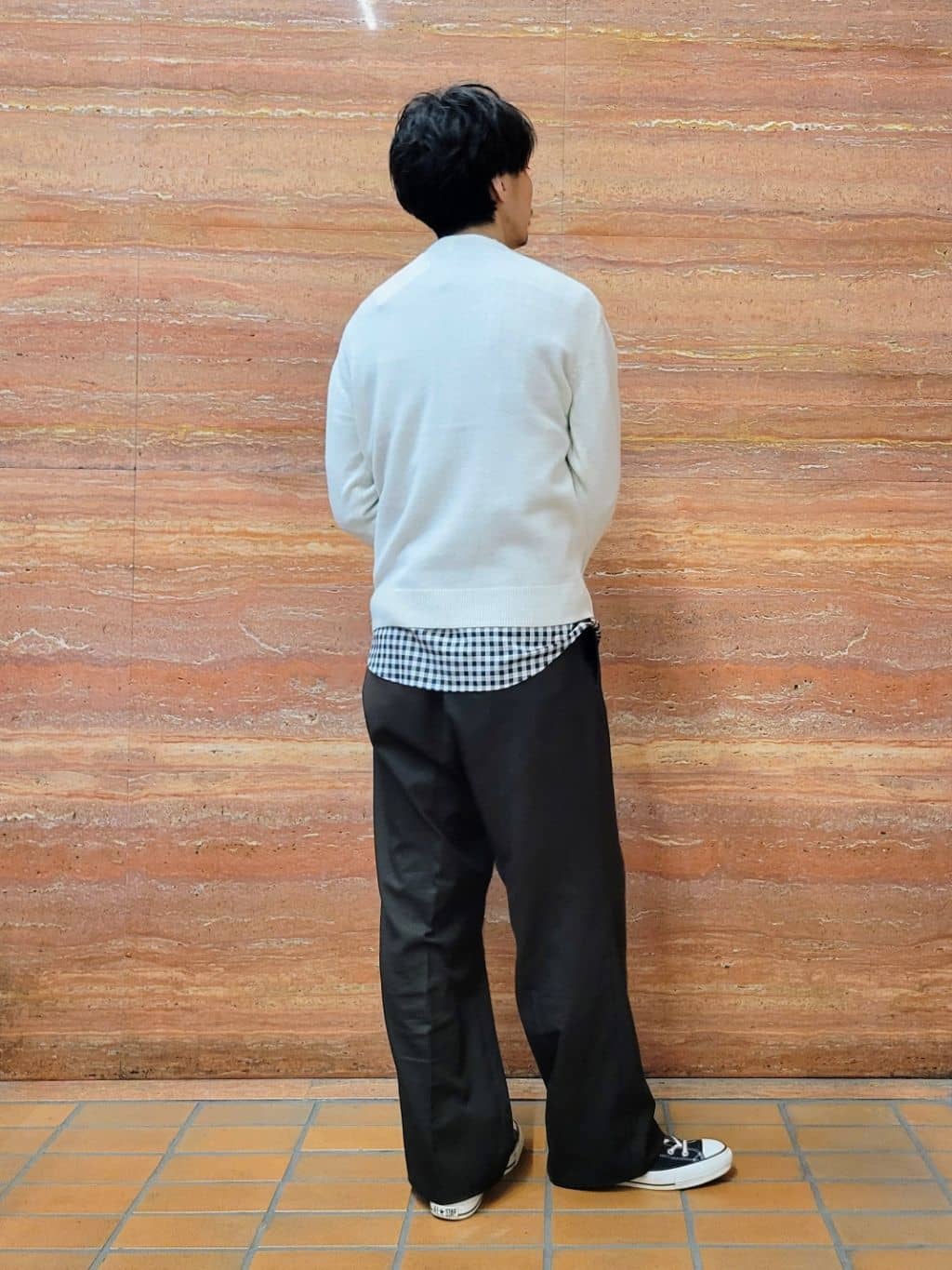 piroyaさんの「TAKEO KIKUCHI｜【Air Palette Knit】ワンポイント カラーニット プルオーバー」を使ったコーディネート