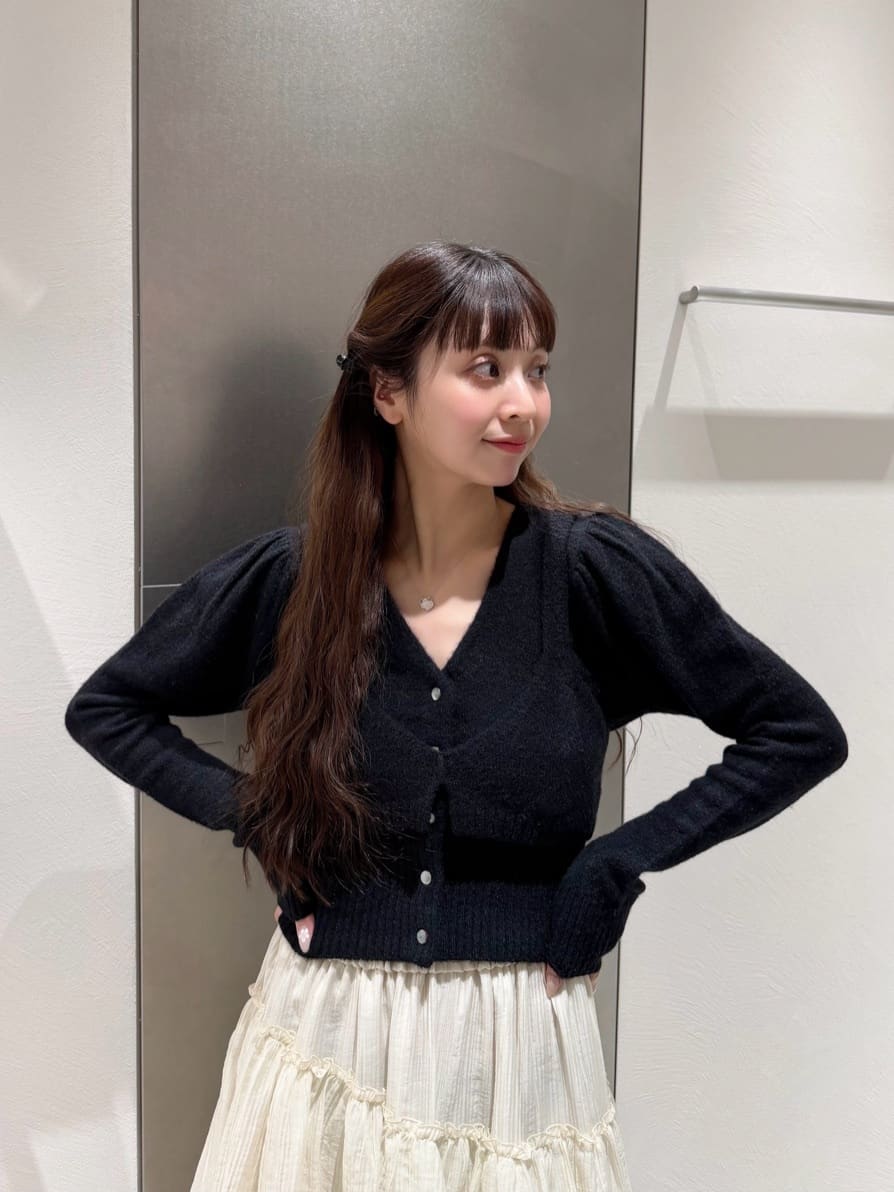 kanamiさんの「CODE A｜M cloudy puff cardigan」を使ったコーディネート