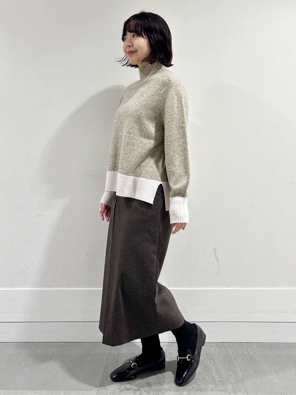 モエカさんの「UNTITLED｜【8色展開/洗える】ウールカシミヤ ハイネックニット」を使ったコーディネート