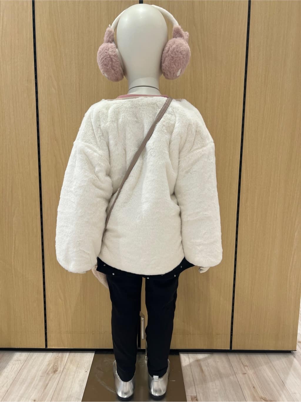 りーさんの「SHOO･LA･RUE｜【100-150cm/裏起毛】Aライン アソートスウェット」を使ったコーディネート