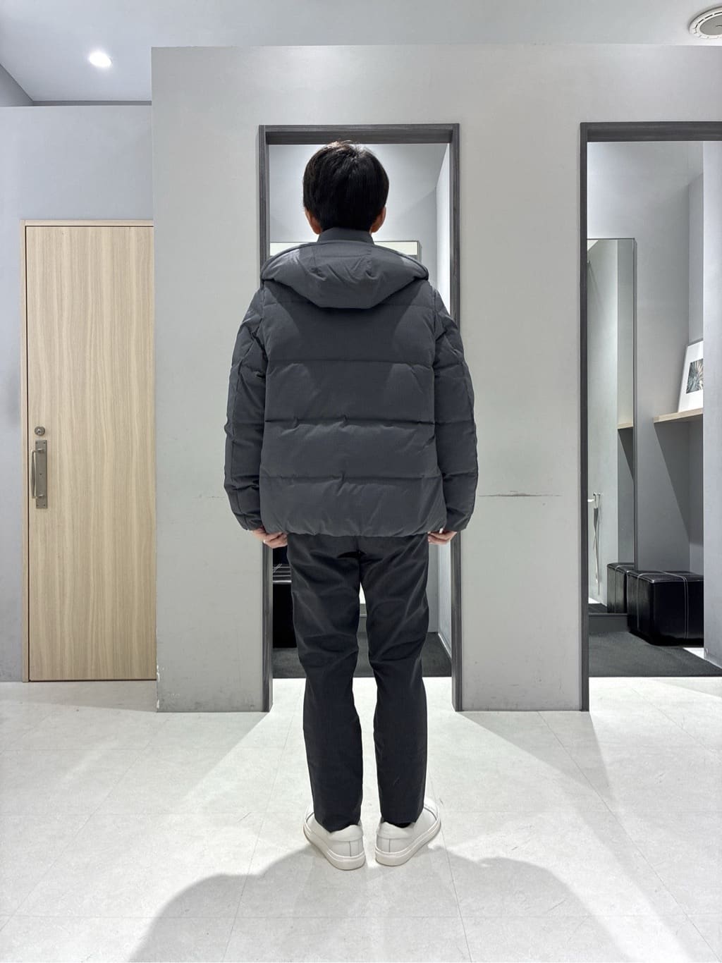 わいずみさんの「TAKEO KIKUCHI｜【袖取り外し可】デタッチャブル ダウンブルゾン」を使ったコーディネート
