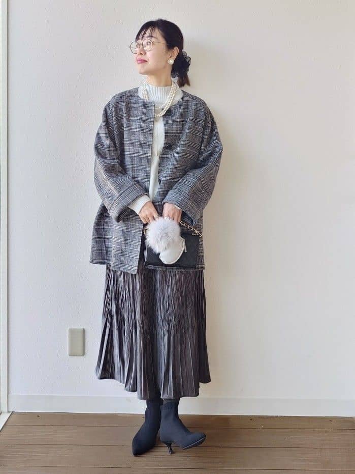 MUTSUKOさんの「UNTITLED｜【ミディ丈/軽やか】セミラグランリバー コート」を使ったコーディネート
