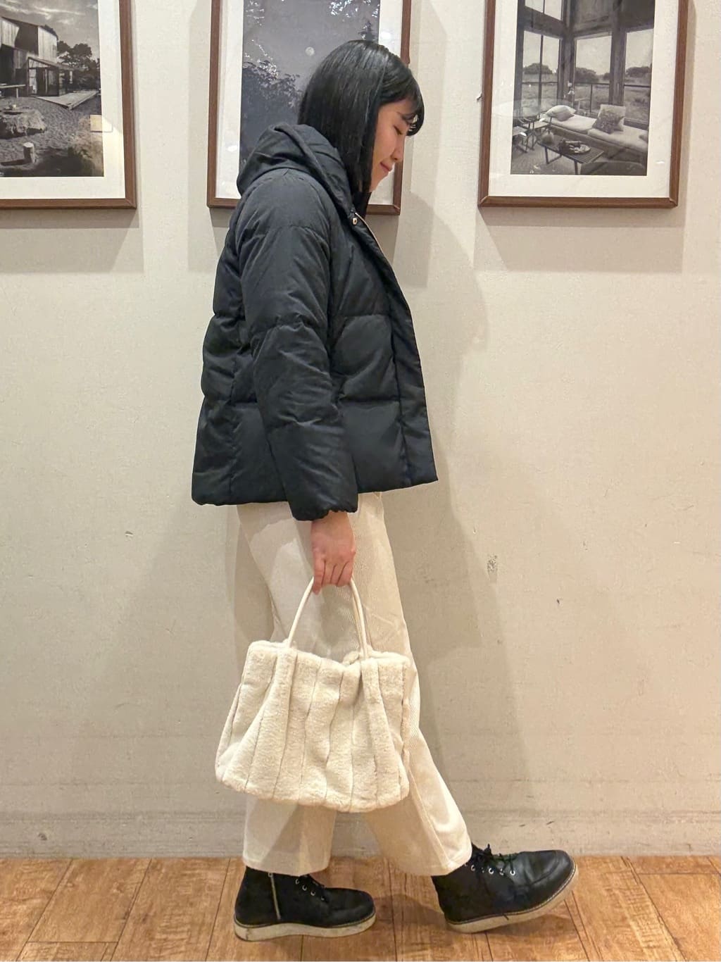 Tsuruさんの「SHOO･LA･RUE｜【撥水/洗える】ショートフーディーダウン」を使ったコーディネート