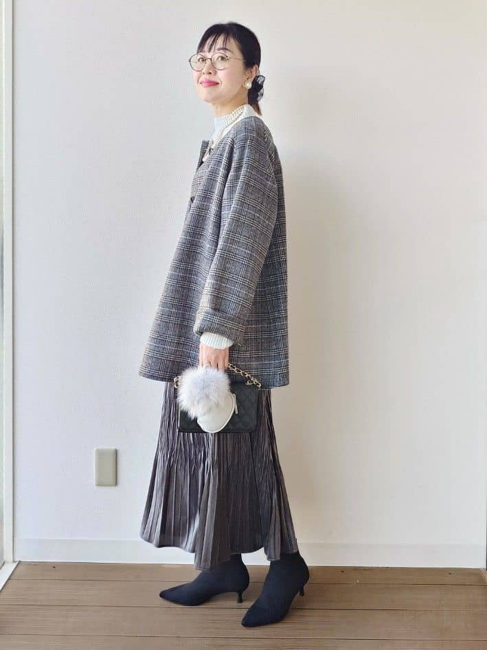 MUTSUKOさんの「UNTITLED｜【ミディ丈/軽やか】セミラグランリバー コート」を使ったコーディネート