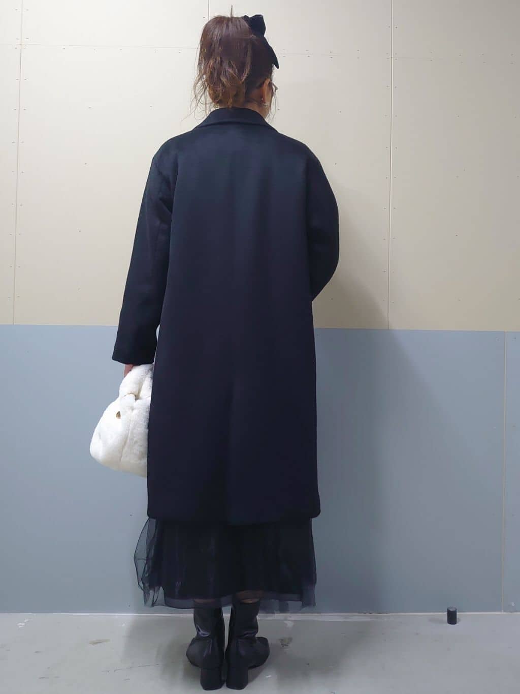 minamiさんの「OPAQUE.CLIP｜カシミヤブレンドウールチェスターコート」を使ったコーディネート