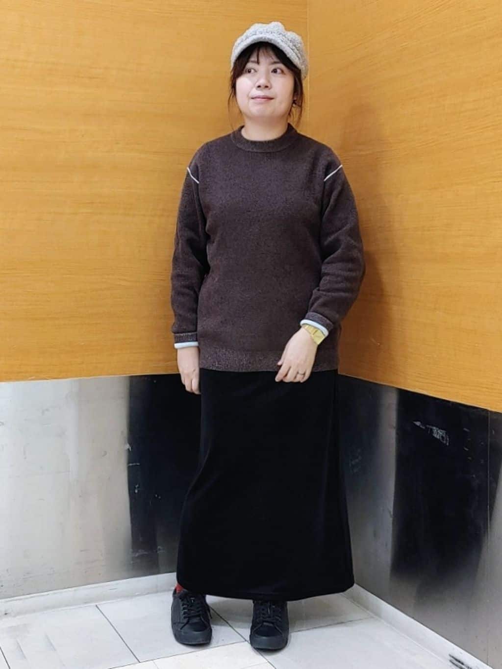 rokoさんの「THE SHOP TK｜【大人の上品カジュアルを叶える】ハグするニット 洗濯機OK／6色展開」を使ったコーディネート