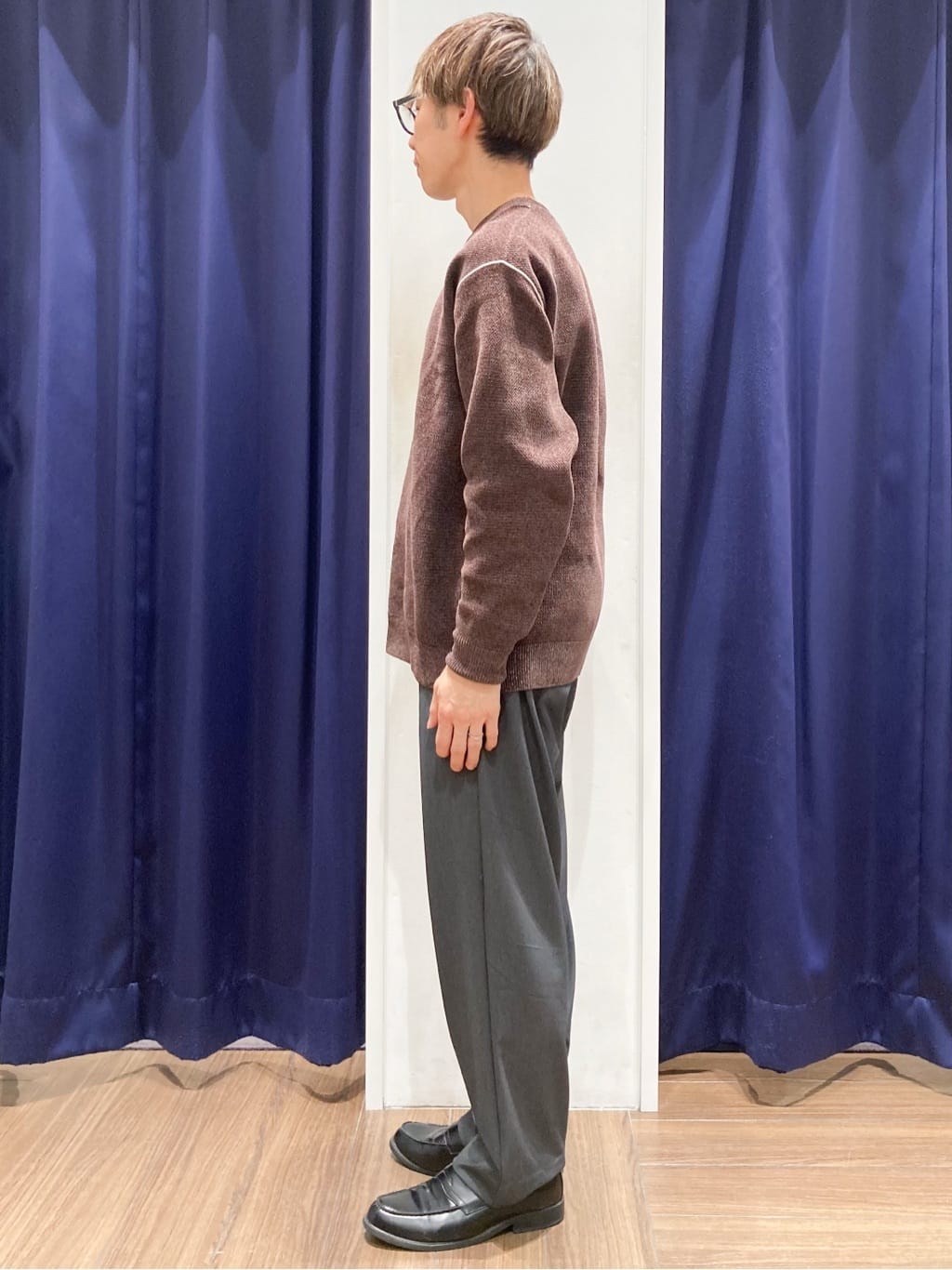つーじーさんの「THE SHOP TK｜【大人の上品カジュアルを叶える】ハグするニット 洗濯機OK／6色展開」を使ったコーディネート