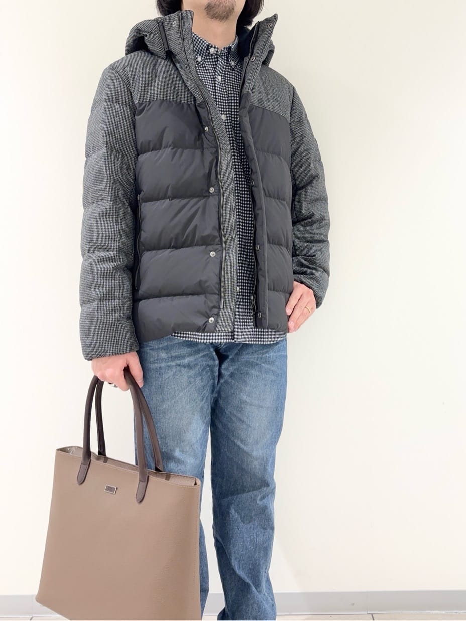 及川さんの「TAKEO KIKUCHI｜カラーコンビ ダウンブルゾン」を使ったコーディネート