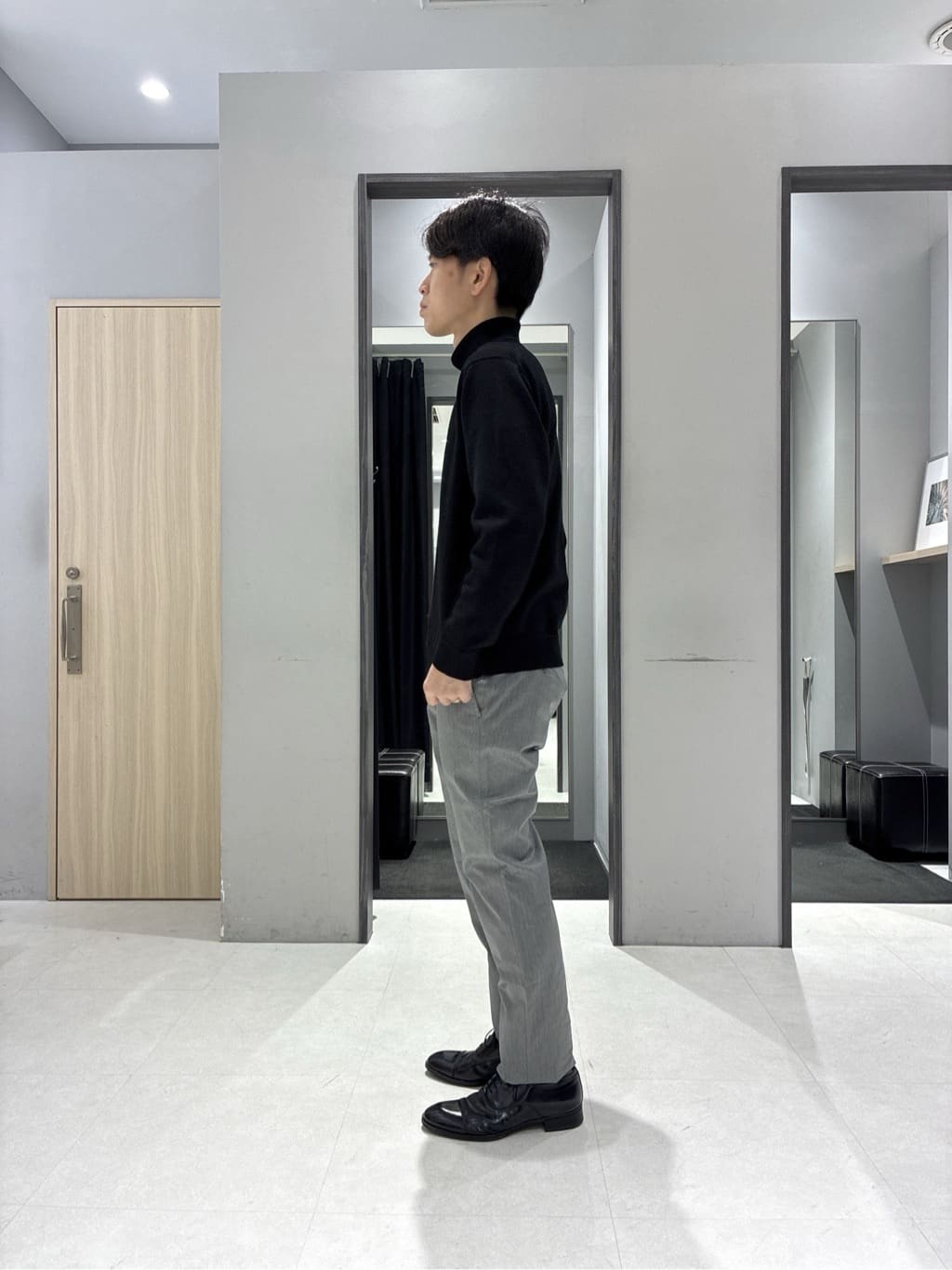 わいずみさんの「TAKEO KIKUCHI｜カシミヤブレンド ビーバー調ステンカラーコート」を使ったコーディネート