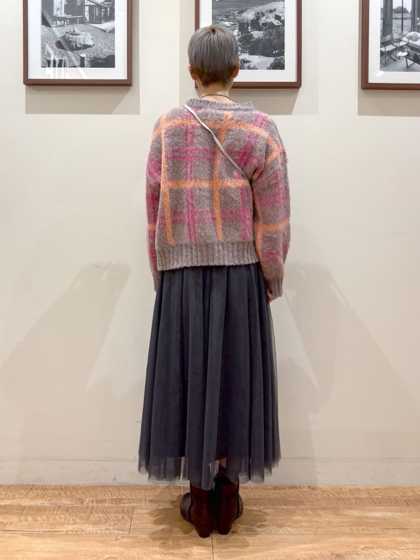 Ayumiさんの「SHOO･LA･RUE｜キラキラバックストレッチブーツ」を使ったコーディネート