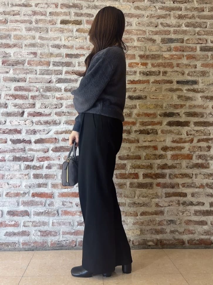 tokiさんの「THE SHOP TK｜【洗える】上品にきらめく フェザーラメニット」を使ったコーディネート