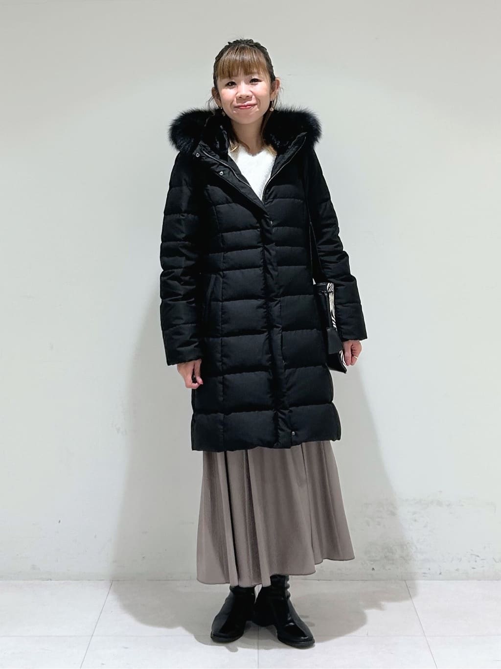 tsuyuさんの「INDIVI｜【洗える】エアリーシャギートップス」を使ったコーディネート
