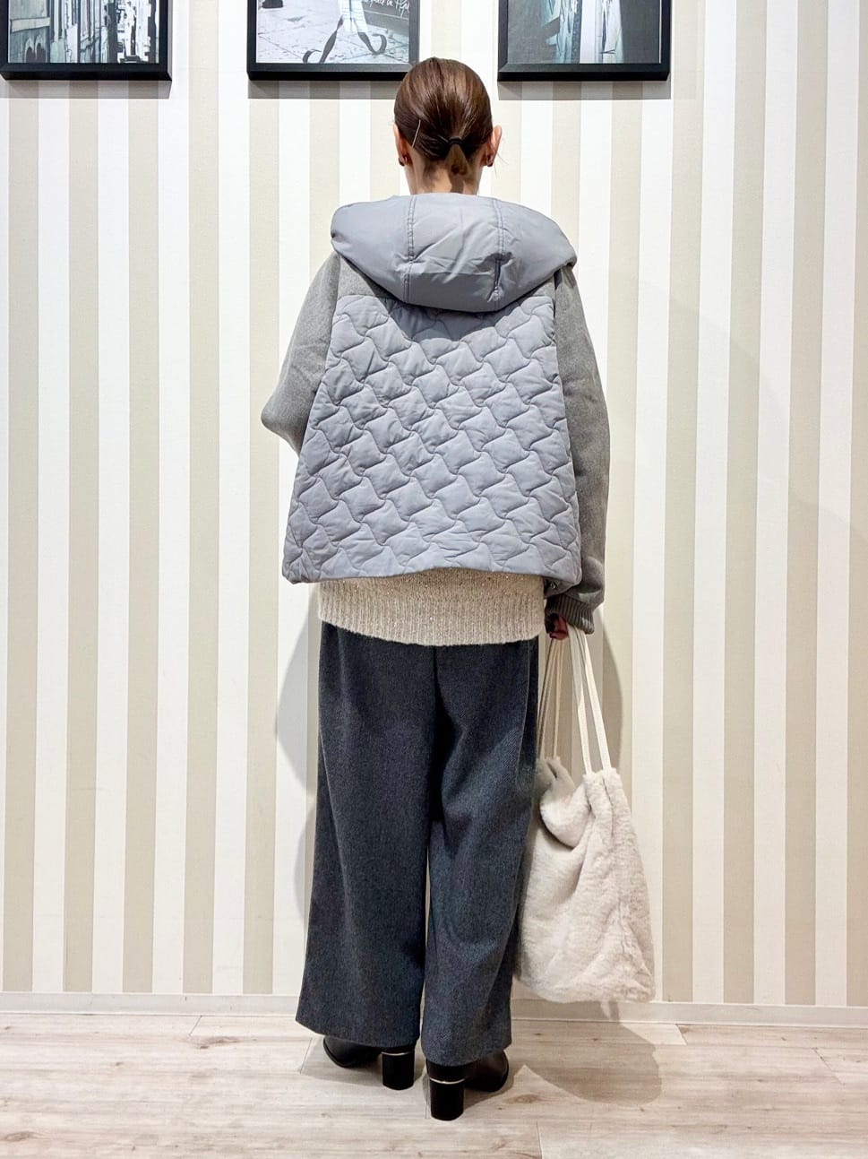 まつこさんの「SHOO･LA･RUE｜【洗濯機可/S-LL】上品にキラリと華やぐ スパンコールニット」を使ったコーディネート