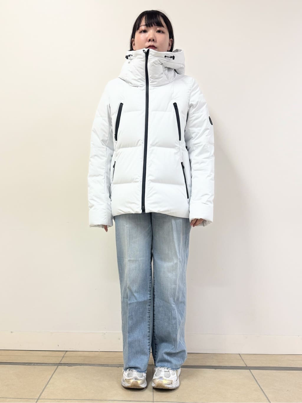 なかもとあきさんの「DRESSTERIOR｜【700フィルパワー/高品質ダウン】ホワイトグース ホットメルトダウンMark2」を使ったコーディネート