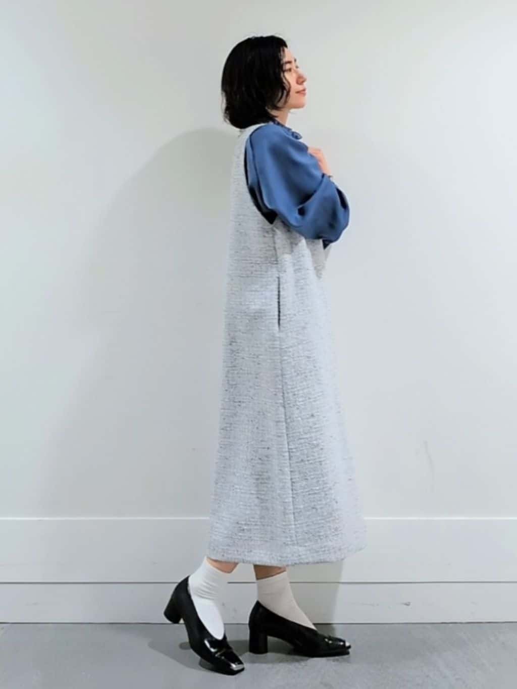 ミズタさんの「UNTITLED｜【エレガント/お仕事着にも】スタンドフリルネック ブラウス」を使ったコーディネート