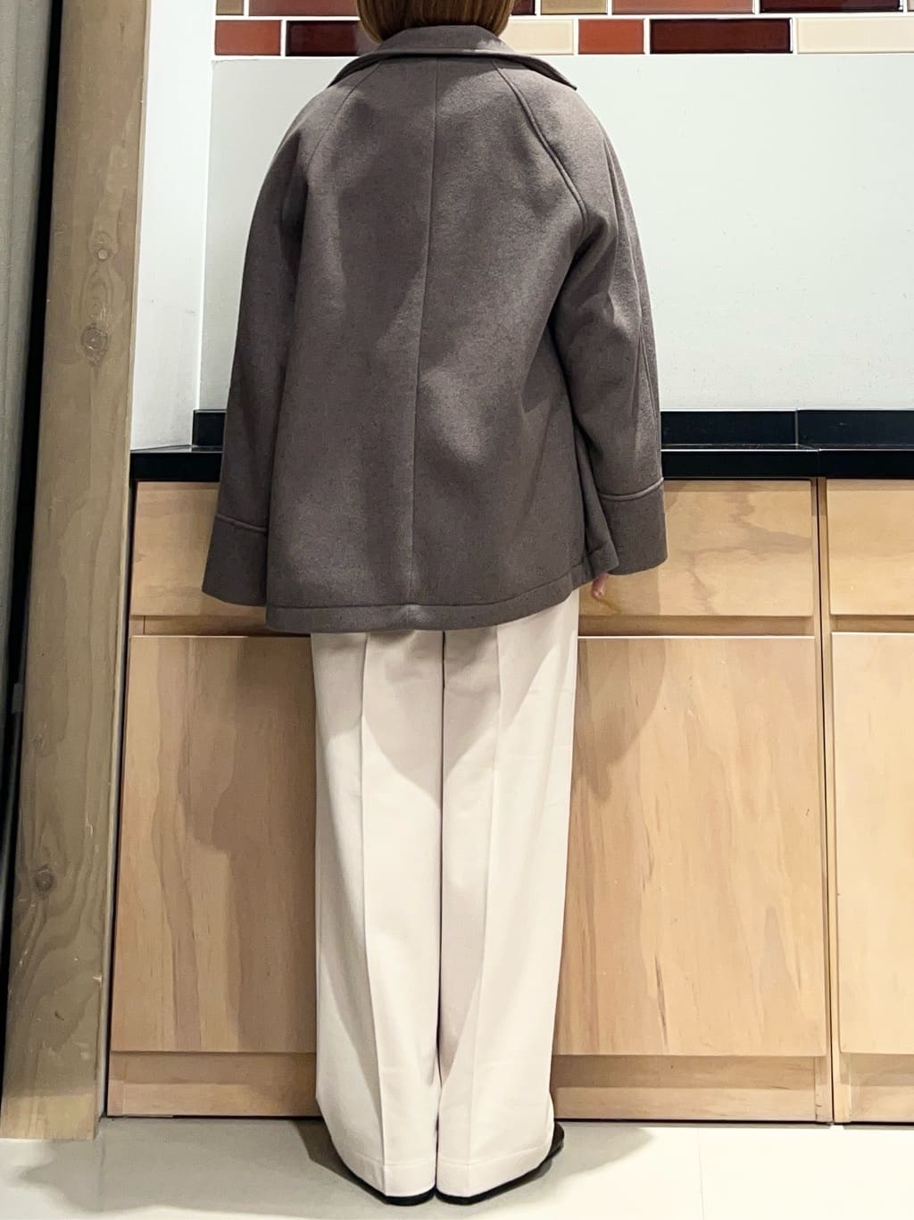 かのさんの「THE SHOP TK｜【華やかで柔らか】ふわふわフェザーニット/洗える・前後2WAY」を使ったコーディネート