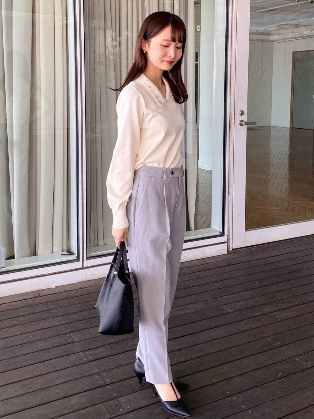 みさかさんの「index｜《丈が選べる》ストレッチテーパードパンツ／セットアップ対応【洗濯機OK／防シワ】」を使ったコーディネート