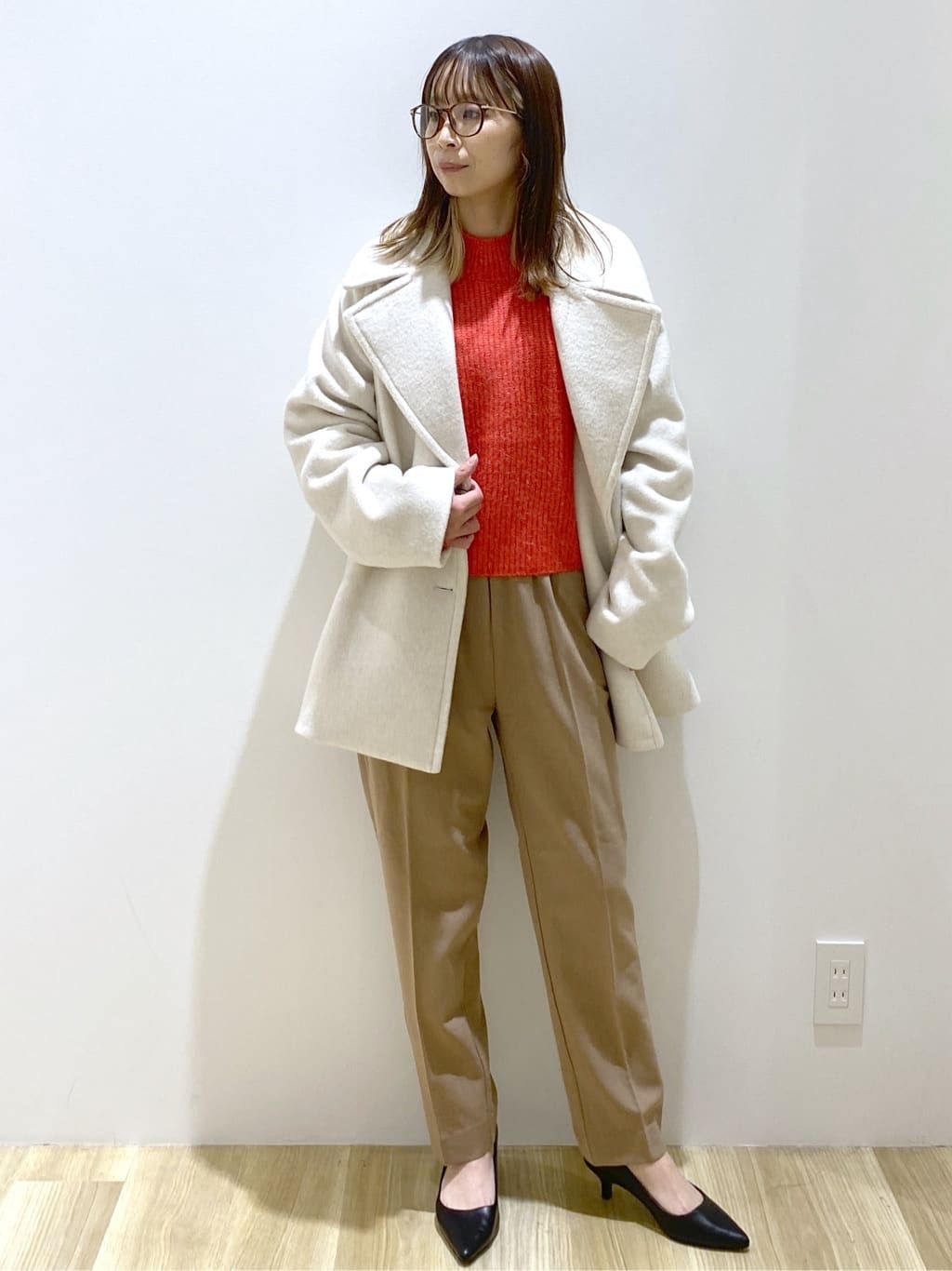 えりさんの「OPAQUE.CLIP｜カシミヤブレンドウールミドルピーコート」を使ったコーディネート