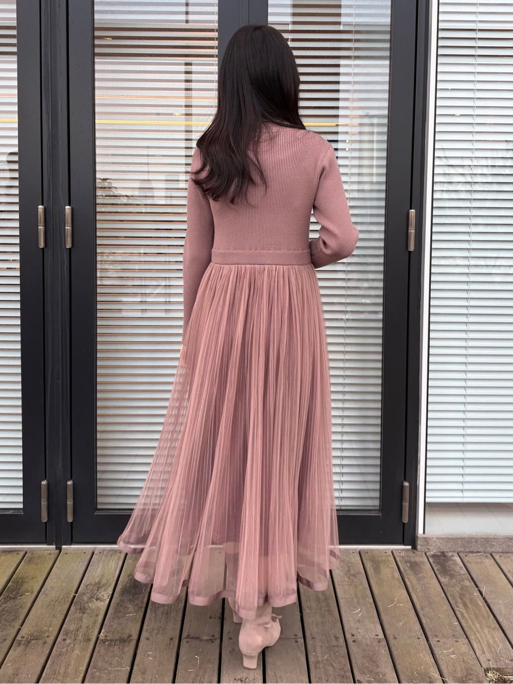 AOIさんの「Couture brooch｜【S-LL/キラキラリブニット】チュールドッキング ワンピース」を使ったコーディネート