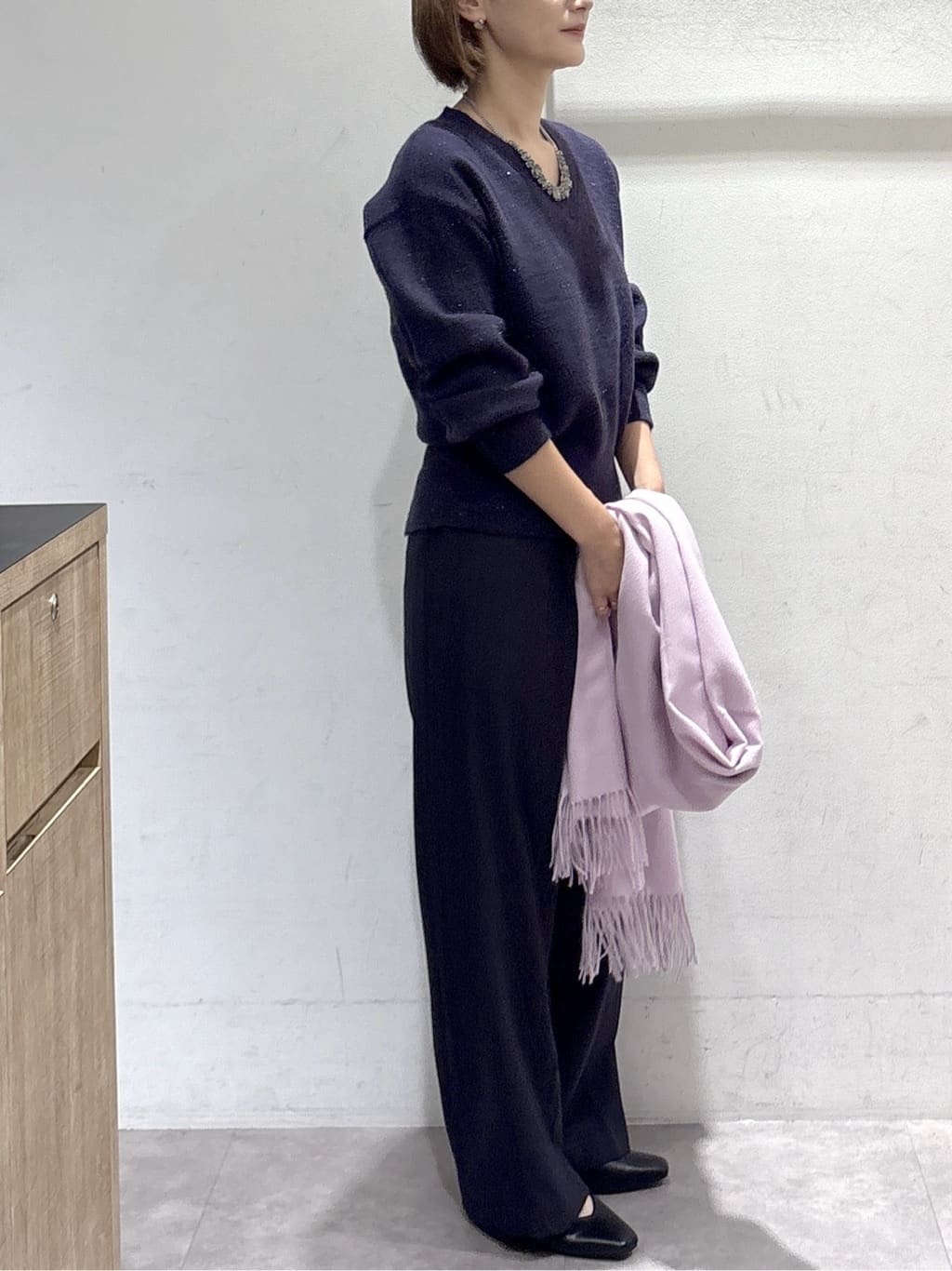 たけねぇさんの「OPAQUE.CLIP｜Vネックラメニット【洗濯機OK】」を使ったコーディネート