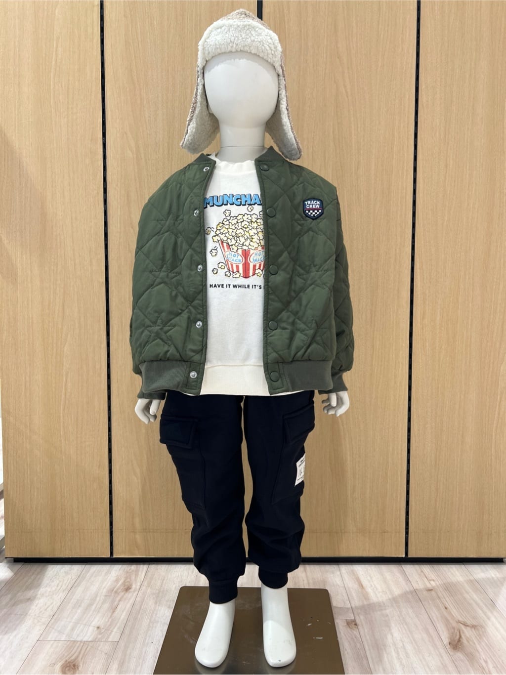りーさんの「SHOO･LA･RUE｜◆【100-120cm/洗える/兄妹リンク可】コーデの主役 アソートプリントスウェット」を使ったコーディネート
