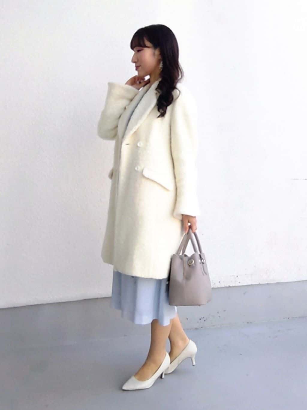 keinaさんの「SunaUna｜【COLLECTION LINE】ブークレーコート」を使ったコーディネート