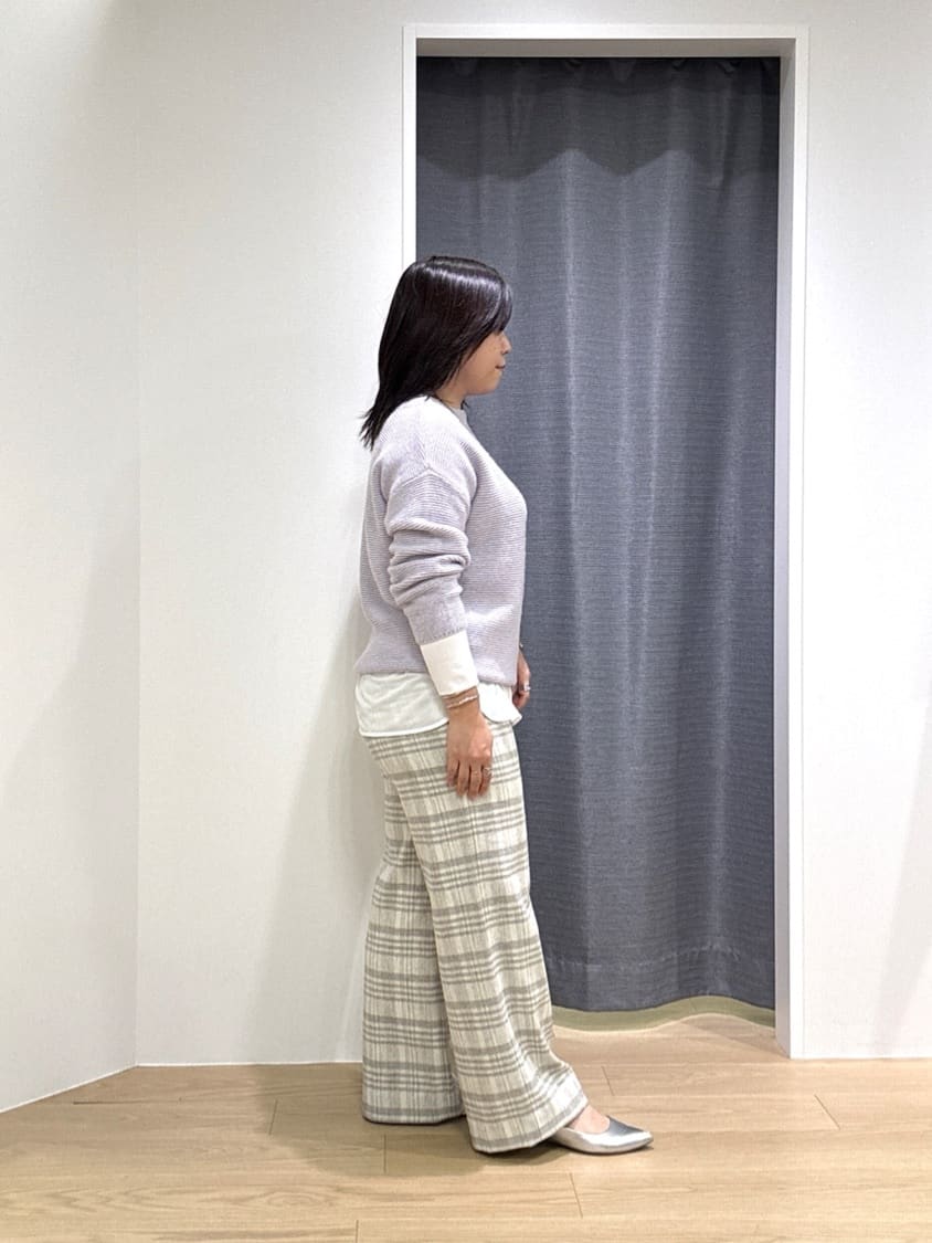Akiさんの「INDIVI｜ストレッチシアーロングTシャツ」を使ったコーディネート