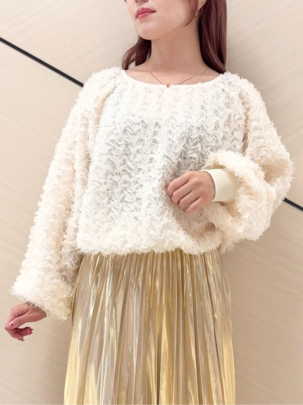 Rinaさんの「DRESSTERIOR｜◆【洗える/ストレッチ性/オンオフ】箔プリントプリーツスカート」を使ったコーディネート
