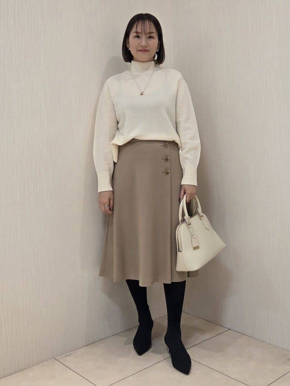 naokoさんの「UNTITLED｜【8色展開/洗える】ウールカシミヤ ハイネックニット」を使ったコーディネート
